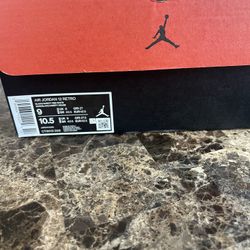 Jordan Retro 12