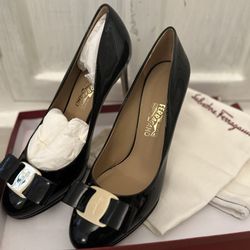  (New in Box) Salvatore Ferragamo Osimo Platform Patent Heels 🩷BRAND NEW, NEVER WORN🩷