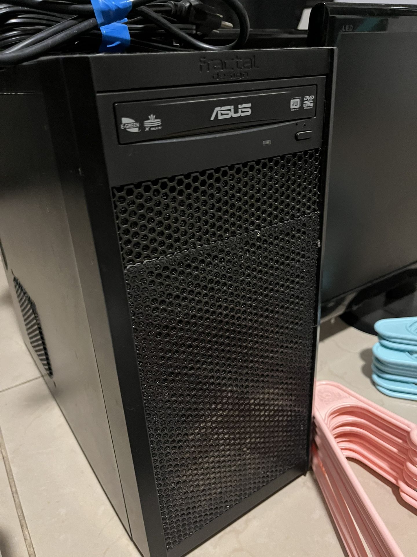 ASUS Desktop