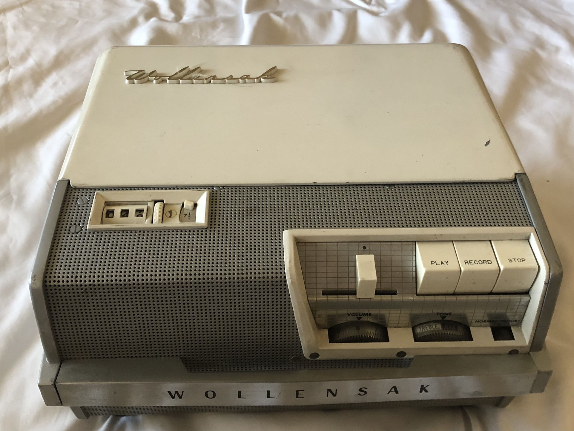 Vintage Wollensak  T-1500 Recorder - Serial Number 25326