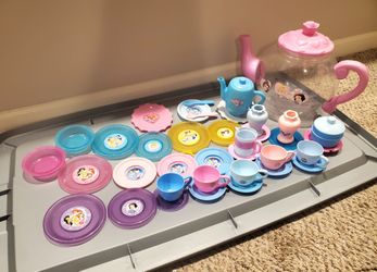 Disney Princess Toy Tea Set 38-Pieces with Teapot Storage