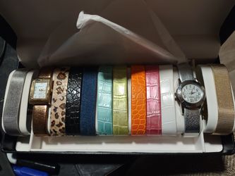 Gossip Watch Set
