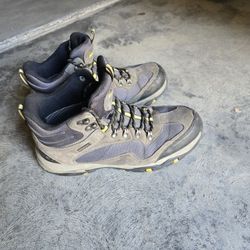 Sketchers Outdoors