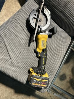 Dewalt Cordless Brushless Circular Saw