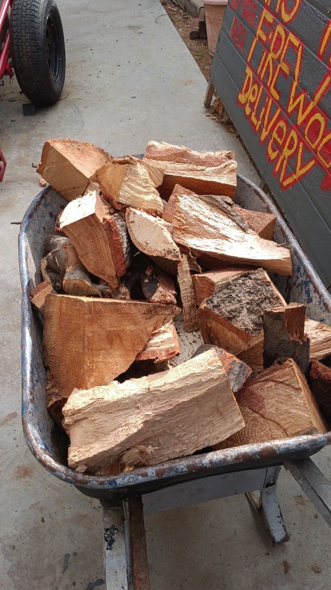 🪵🔥Firewood And Delivery 🪵🔥