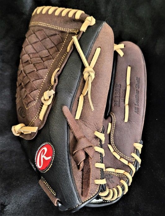 Rawlings (Brand New) Softball Glove - (RHT)