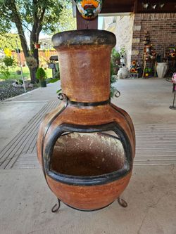 3 Holes Clay Chimenea, Chiminea. Pottery, Talavera, Clay Pots, Planters. $140