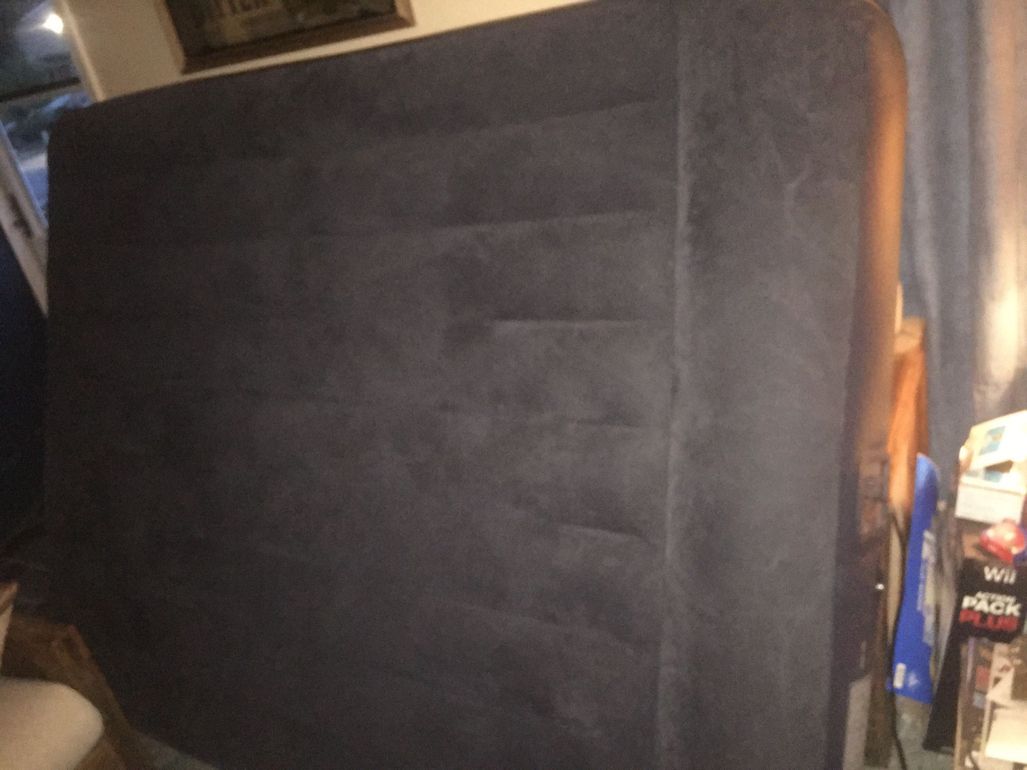 Like New Intex Heavy Duty Queen Size Air Mattress Built-In Pump Only $40 Firm