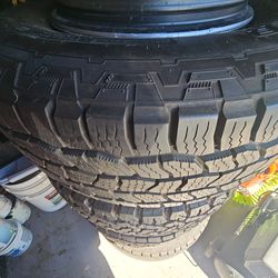 5 wheels 4 tires Cooper discovery 400