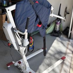 Electric Patient Lift / Hoyer Lift – Excellent Condition