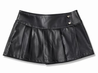 Faux leather skort