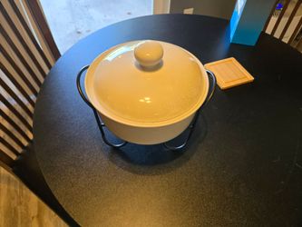 serving bowl with lid and candle holder