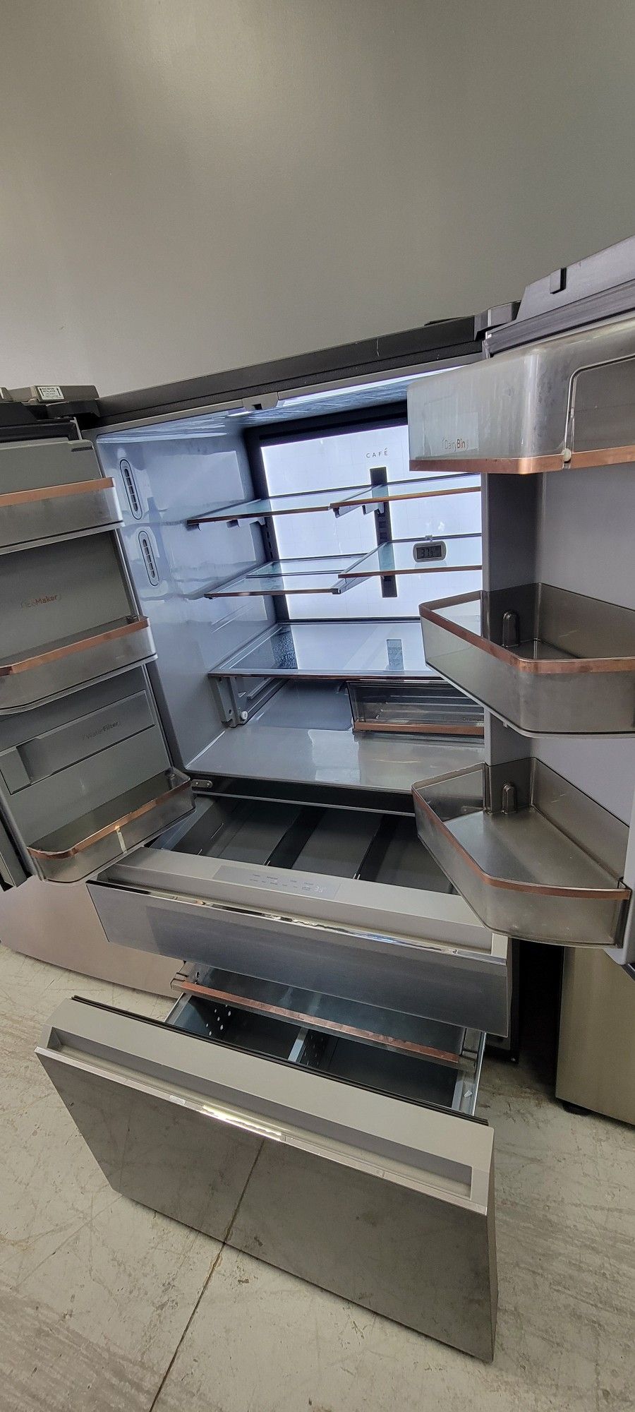 French 4-Door Stainless Cooling And Freezing With Warranty