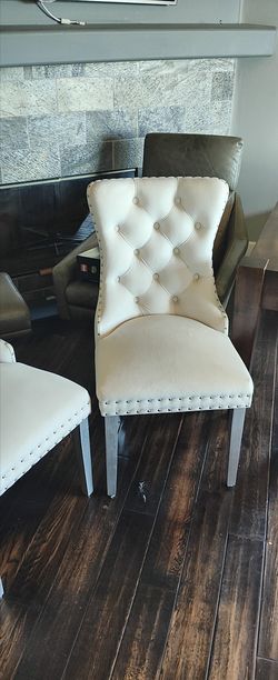 Tufted Dining Chairs