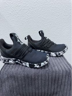 Adidas kids size 2