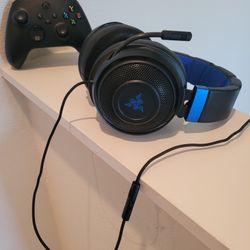 Head Phones