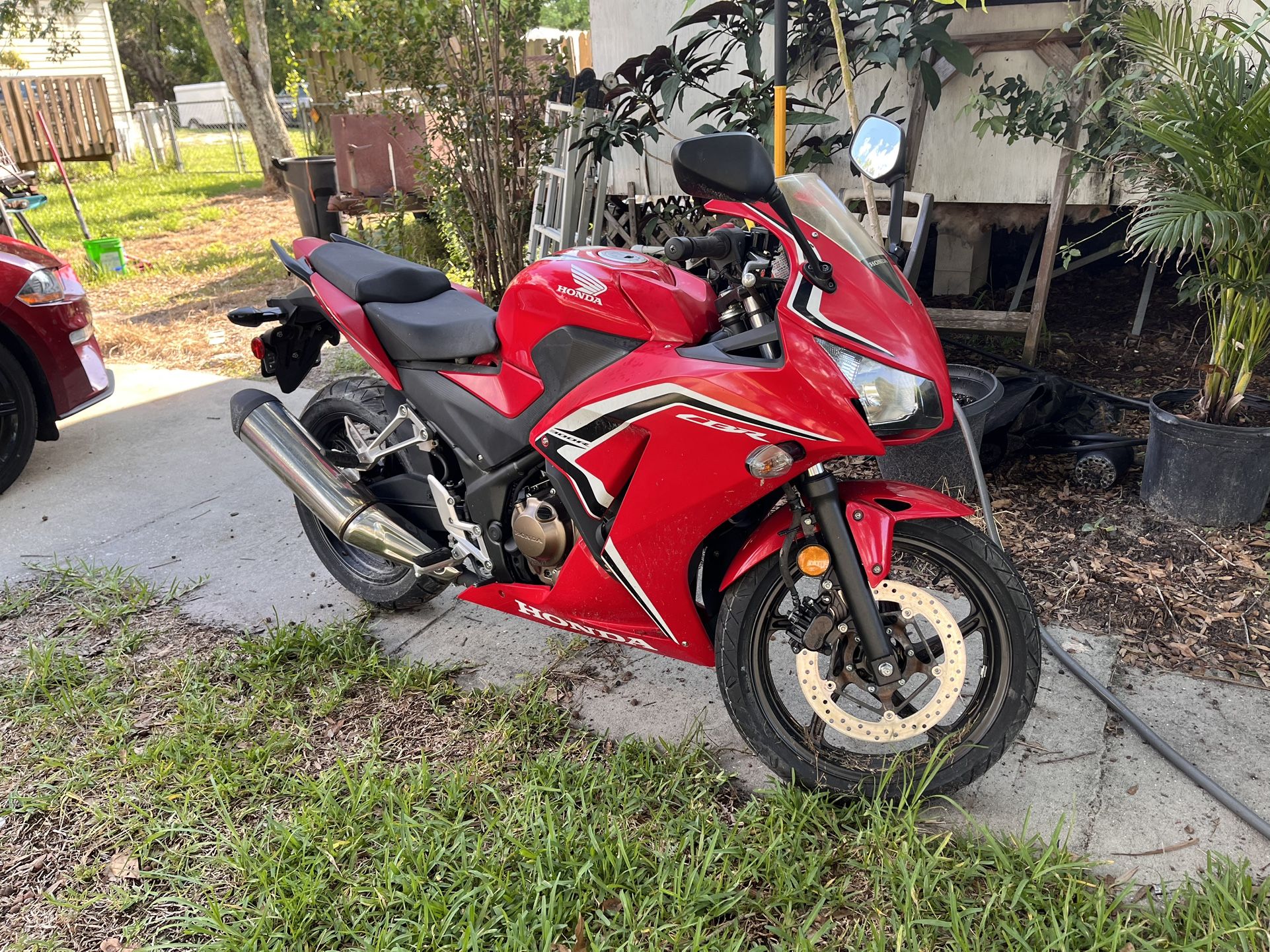 2022 Honda Cbr300r