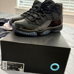 Jordan 11 “Gamma” size 9.5
