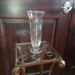 Medium size Decorative vase