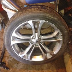 Dodge Charger RT / Challenger 20" Wheel With Good Tire