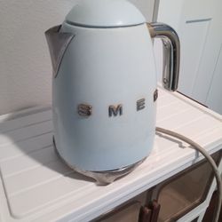 Smeg Kettle 