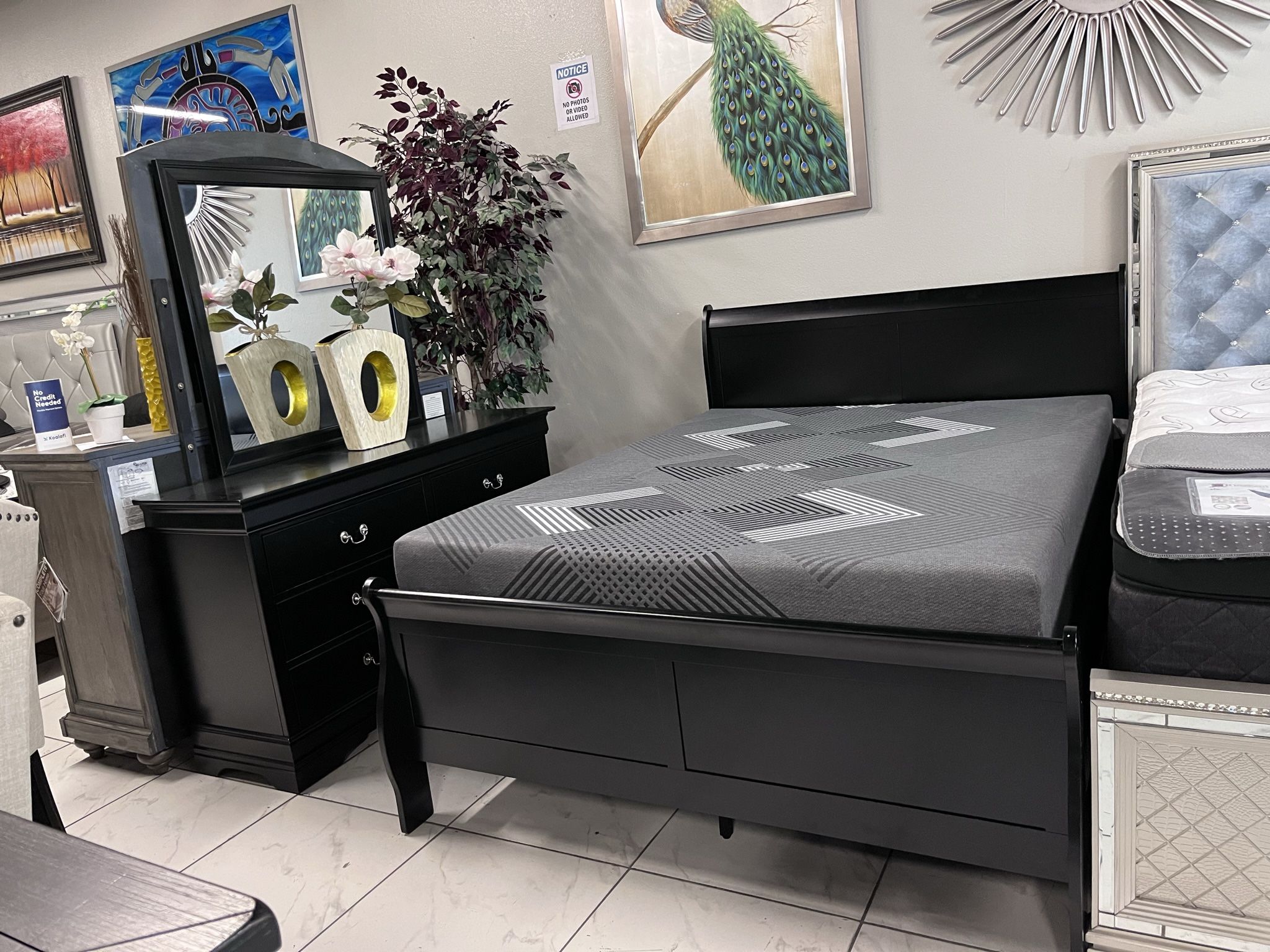 4pc Queen Bedroom Set 🔥🔥🔥