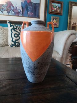 Ceramic vase $15 OBO