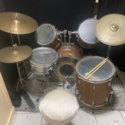 Complete Drum Set