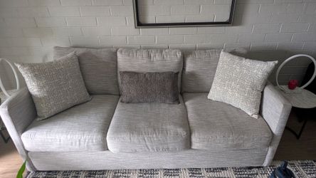 Sofa free