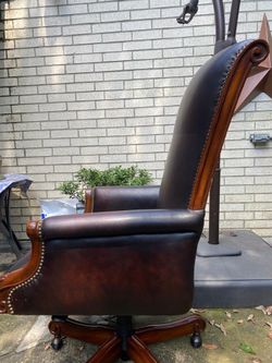 Executive chair