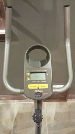Weslo pursuit 330 exercise bike hot sale