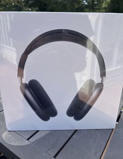 Apple AirPods Max Headphones Sealed Box