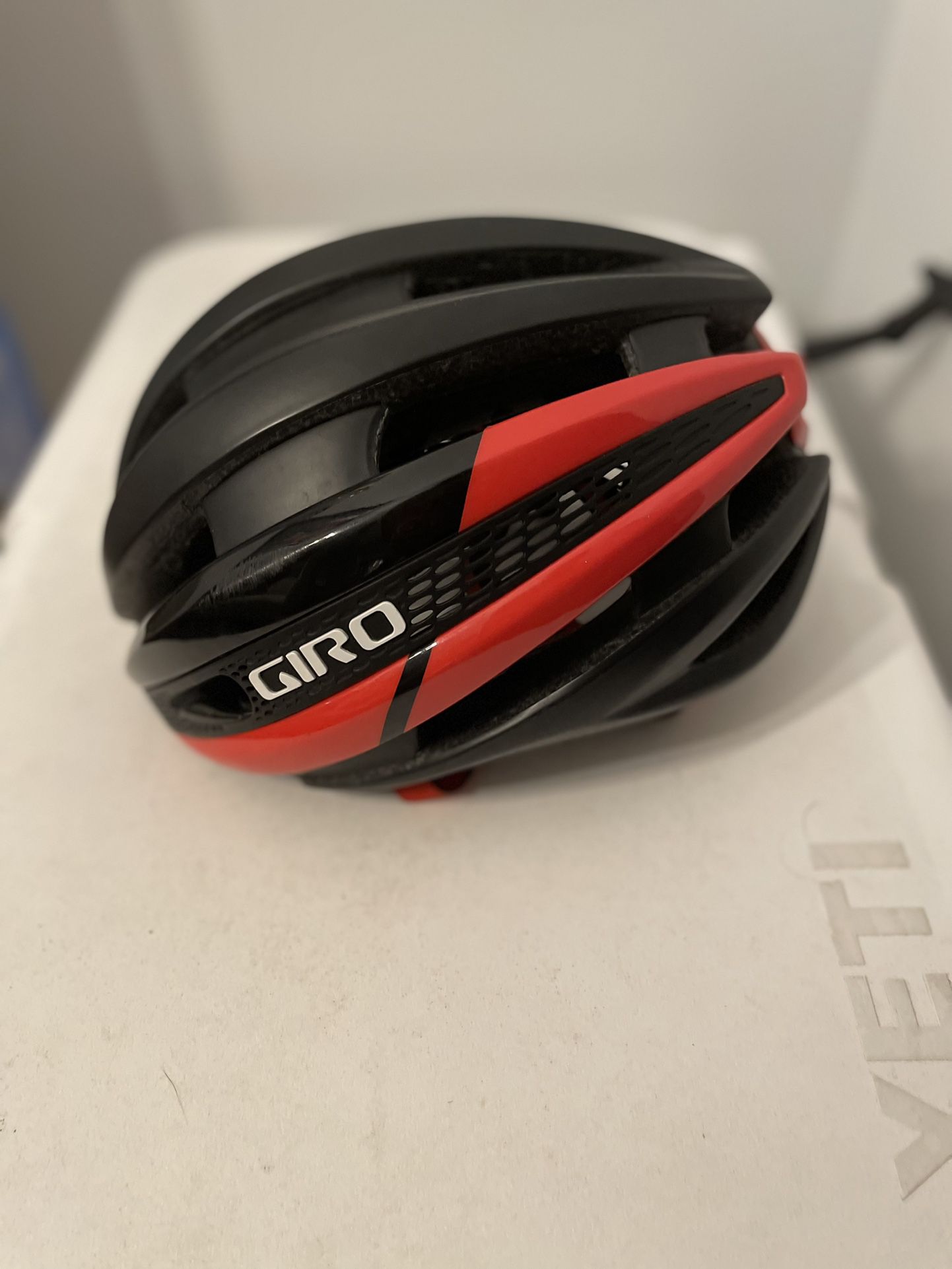Giro Synthe Road Helmet Size M