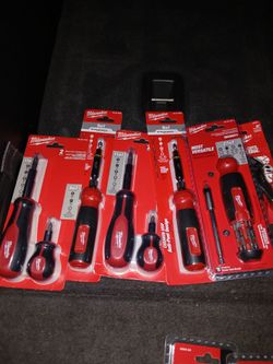 Milwaukee screw drivers