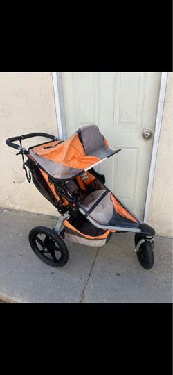 BABY JOGGET STROLLER