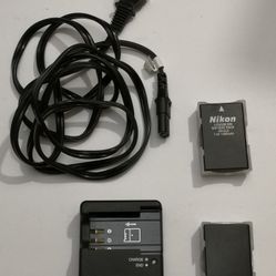 Nikon MH -23 Charger & 2 Batteries 