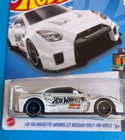 Hot Wheel LB-SILHOUETTE WORKS GT NISSAN 35GT-RR VER.2 3+