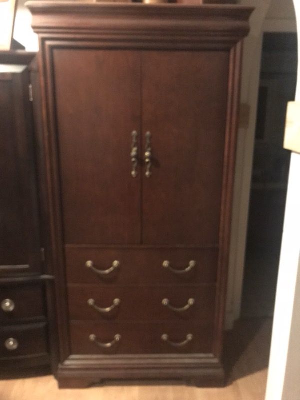Diane Flack Armoire For In San Antonio Tx Offerup Open In The Appcontinue To Mobile Website