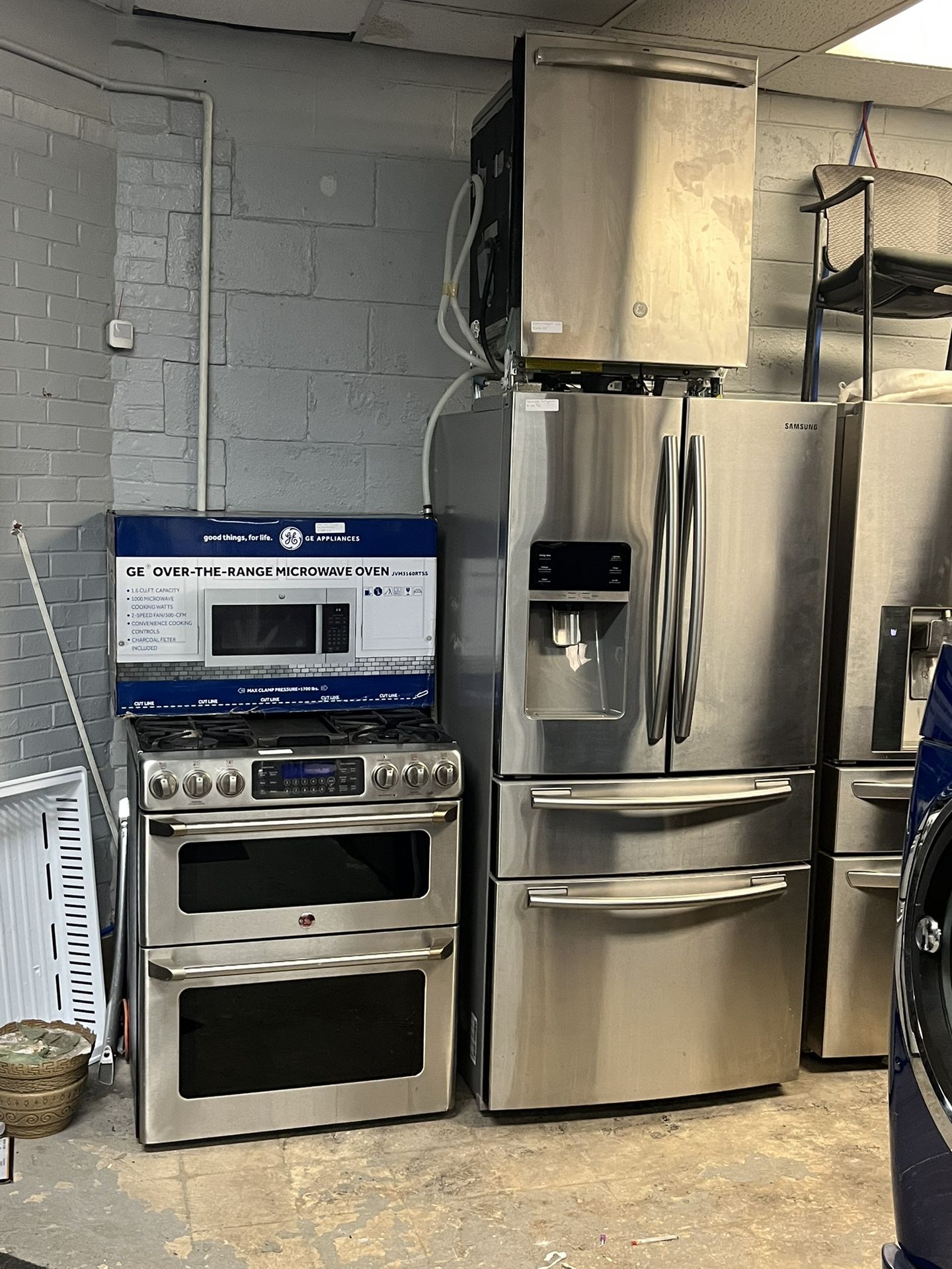 Refrigerator Gas Stove And Microwave 