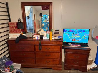 !!Moving Need gone before Monday 6/2!!