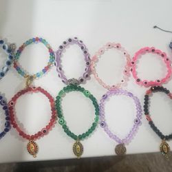 Bracelets 