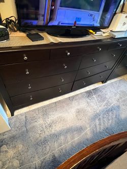 Dresser