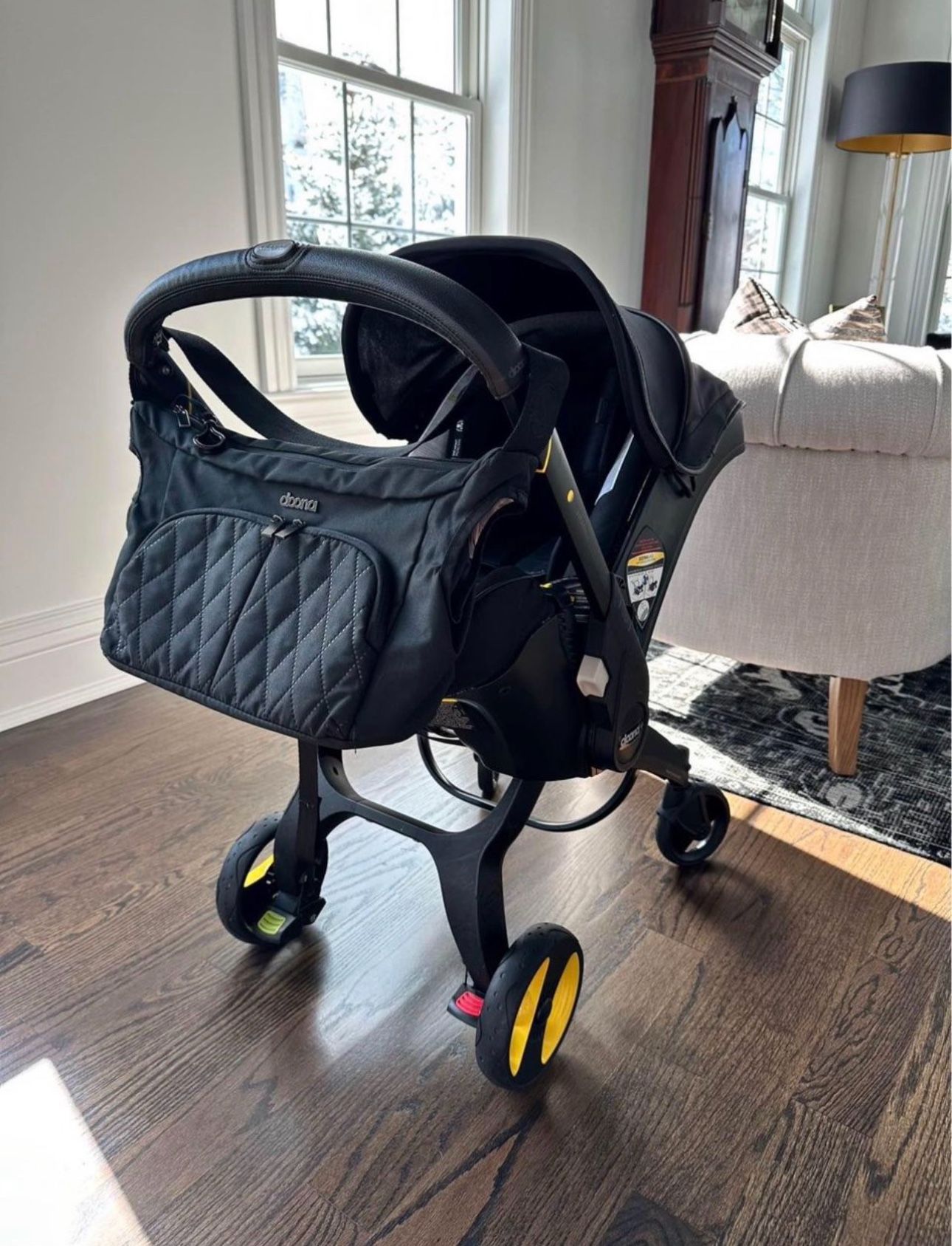 Doona Baby Seat Car Available