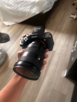 Sony 16-35 GM 1 lens only with accessories