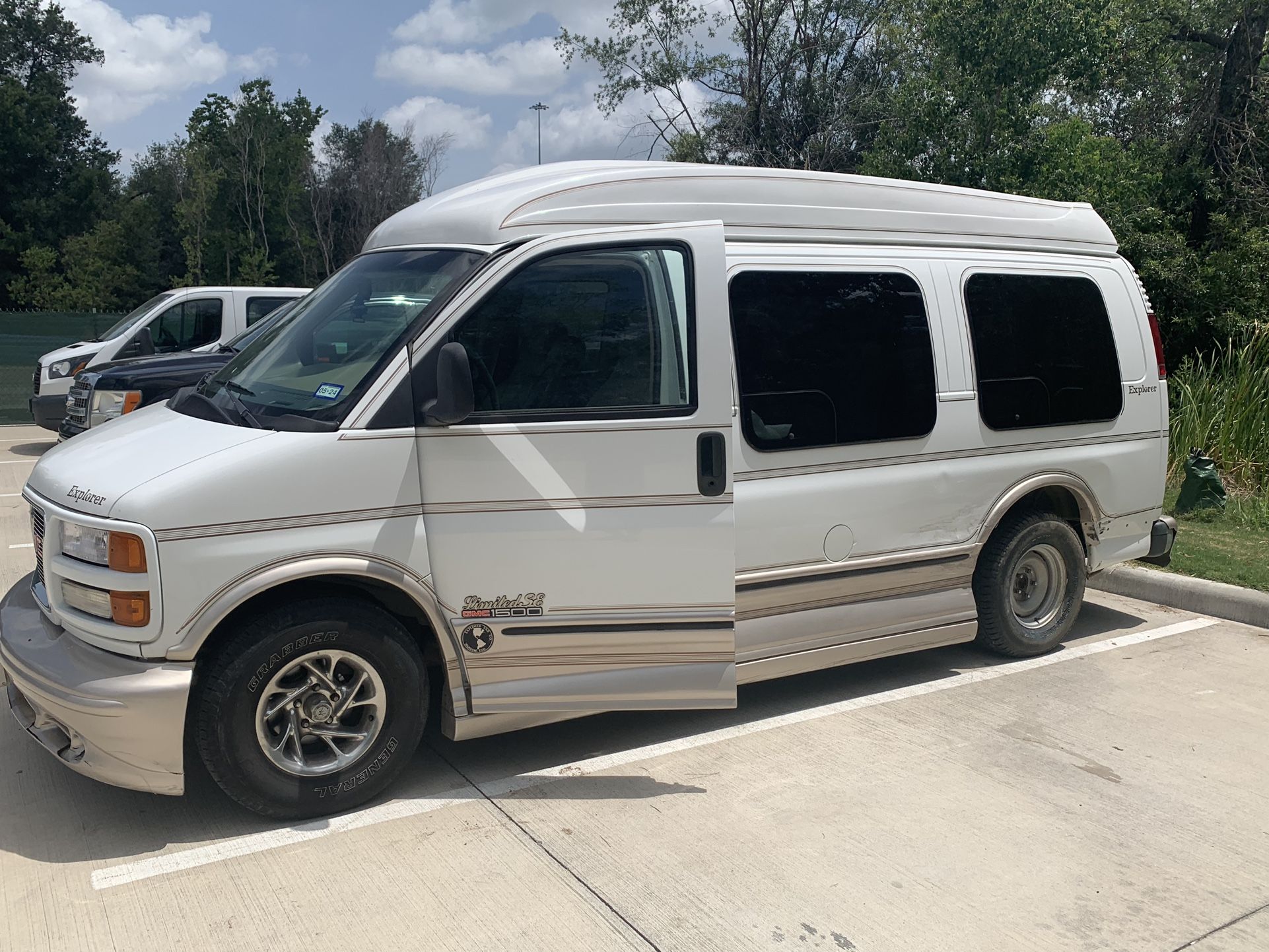 2000 GMC Savana RV conversion for Sale in Tomball, TX - OfferUp