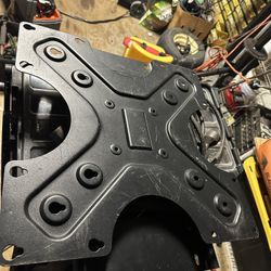 Heavy Duty TV Mount