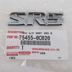 00-06 Toyota Tundra Nameplate Emblem