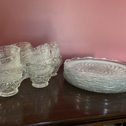 Glass/ Crystal Cups And Plates