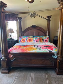 FOR SALE – Luxury King Canopy Bed Frame – $150