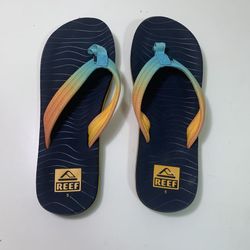 Reef Kids Size 5 Sandals 